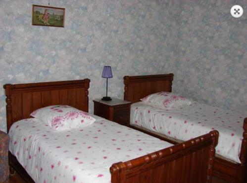 Amphore Du Berry Saint-Amand-Montrond Room photo